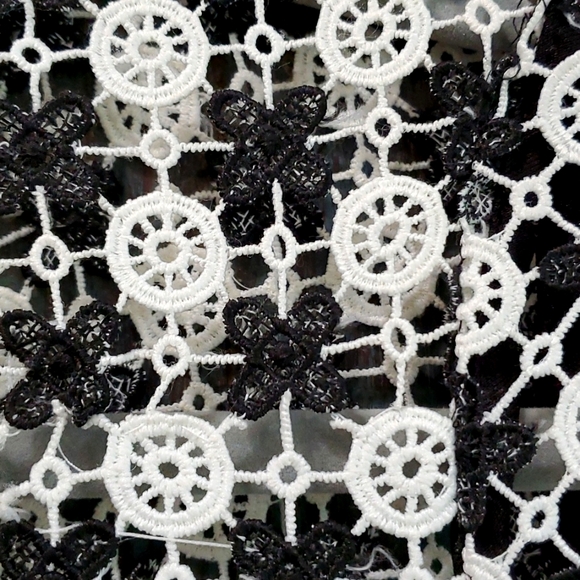 Julia Jordan Crochet Retro Vib Dress, Size 2 - Picture 6 of 8